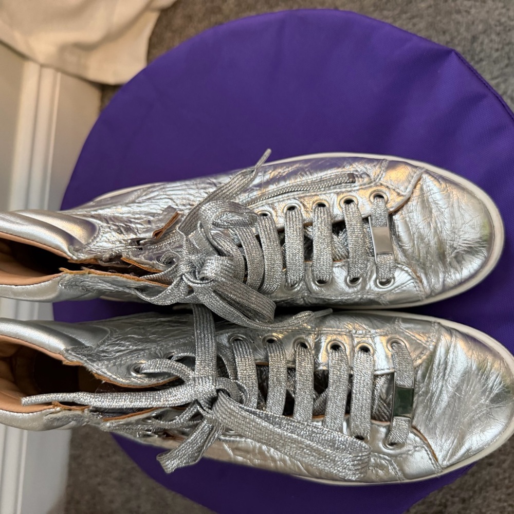 UGG Silver Metallic High-Top Trainer - Picture 2 of 3